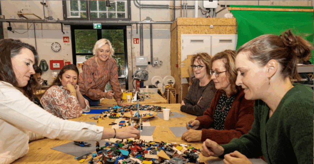 Stichting Brabant Maatjes - Lego workshop Breda Bram's Bouwstenen
