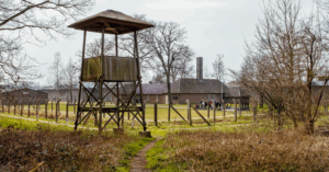 Stichting Brabant Maatjes - Rondleiding Nationaal Monument Kamp Vught
