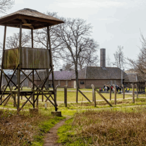 Stichting Brabant Maatjes - Rondleiding Nationaal Monument Kamp Vught
