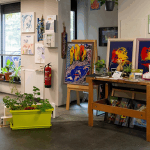 Stichting Brabant Maatjes - Workshop intuïtief schilderenmixed-media Living Museum Tilburg 2