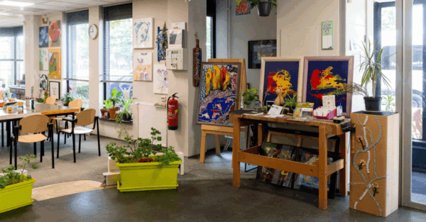 Stichting Brabant Maatjes - Workshop intuïtief schilderenmixed-media Living Museum Tilburg 2