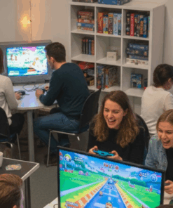 Videogame Avond Tilburg – deelnemers spelen Mario Kart en Smash Bros
