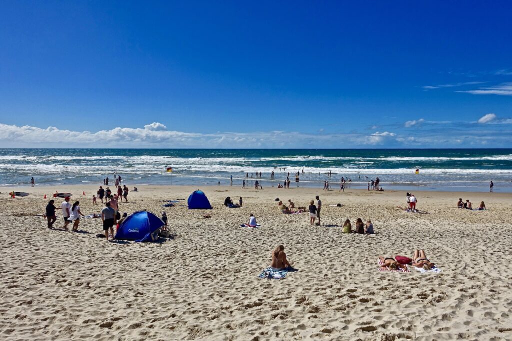 Zwemmen Strand Tien Oss stranddag Brabant Maatjes
